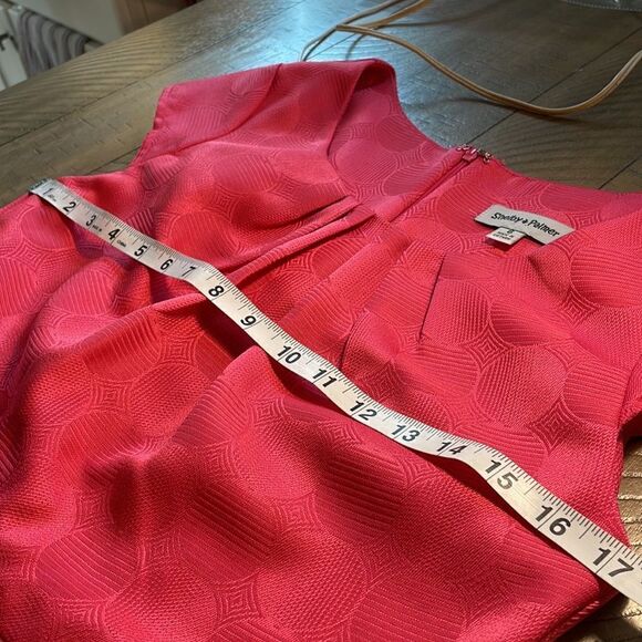 Shelby & Palmer Mini Dress 👗. - Picture 8 of 15